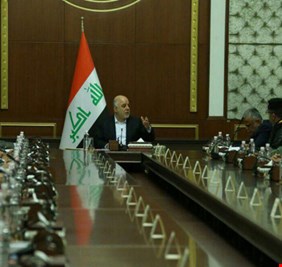 العبادي يطالب قادة الحشد الشعبي بتصحيح اوضاعهم !
