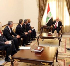 العبادي ورئيس شركة جنرال الكتريك يناقشان تطوير البنية التحتية لقطاع الطاقة