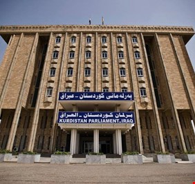 استفزازاً مقصوداً لمشاعر العراقيين.. برلمان كردستان ينهي القراءة الأولى لمشروع الغاء عطلة عيد الجيش العراقي في الإقليم