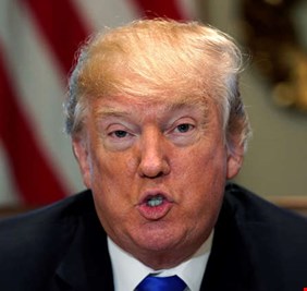 ترامب يهدد بقطع المساعدات المالية عن مؤيدي مشروع قرار بشأن القدس في الجمعية العامة