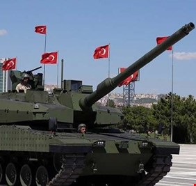 القوات التركية تواصل تدفقها إلى الأراضي القطرية