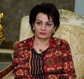 سروة عبد الواحد : حزب بارزاني حزب “قذر” ويجب إنهاء وجوده في كردستان