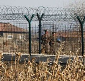 في تطور مهم ولافت.. إعادة تشغيل الخط الساخن بين الكوريتين