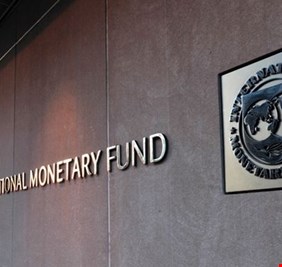 لاول مرة صندوق النقد الدولي ينصف الشباب، ويطالب الحكومة العراقية بفتح التعيينات