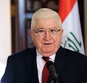 فؤاد معصوم يعزف خارج 