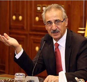 الكرد يهددون العبادي بالإستقالة من منصب رئاسة الجمهورية