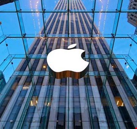 أرباح متجر “أبل” تتفوق على عائدات هوليوود في 2018