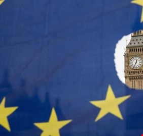 العموم البريطاني يقر مشروع قانون الخروج من الاتحاد الأوروبي