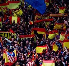 طعن مشجع لأتليتيكو قبل الخسارة من أشبيلية في كأس الملك