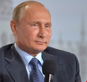 بوتين: أشعر “بالإهانة” لغياب إسمي عن لائحة العقوبات الأميركية