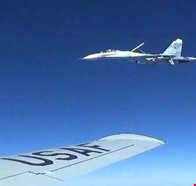 الدفاع الروسية لواشنطن: التزموا بالقواعد أو لا تحلقوا قرب حدودنا!