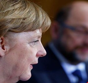 ساعات حاسمة بين ميركل والمعارضة لتشكيل حكومة ائتلاف