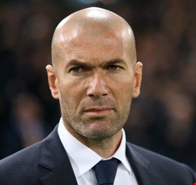 3 مرشحين لخلافة زيدان في قيادة سفينة ريال مدريد