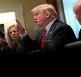 ترامب يخطط لعرض يظهر به قوة بلاده العسكرية