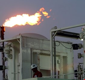 وزير النفط: إيرادات غير مسبوقة من تصدير الغاز خلال العام الماضي