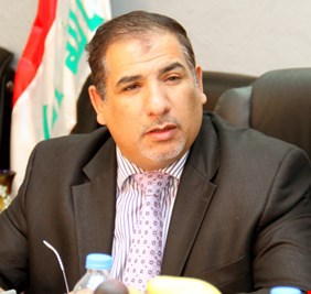 بالوثائق رئيس هيئة الاعلام والاتصالات يعين ابناء العاملين في مكتب رئيس الوزراء !