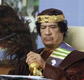 لماذا أخرجت جثة القذافي، وما حقيقة ما أثير حول نسبه؟