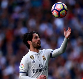 داخل أسوار ريال مدريد.. إيسكو 