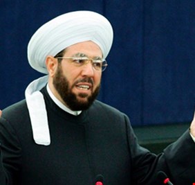 مفتي سوريا: لولا العراقيون لوصلت داعش للمدينة ونبشت قبر النبي