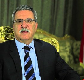 ظافر العاني يصف كل من يطالب المساءلة والعدالة بتدقيق سجلات المرشحين البعثيين ب 