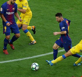 انزعاج في برشلونة بسبب توقيت مباراة لاس بالماس