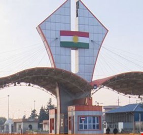 رغم ادعاءاتهم بالإفلاس، مدير الجمارك الكردية يعترف بأن المعابر الخمسة لا تزال تحت سيطرتهم وعائداتها تذهب لخزينة الإقليم !