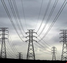 العراق يتفق مع ايران على تجديد استيراد الطاقة لعام اضافي