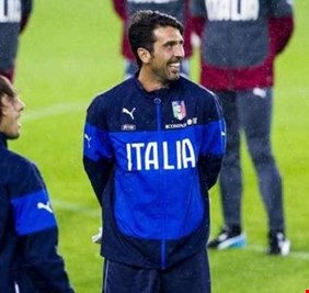رسميا.. بوفون يعود إلى صفوف المنتخب الإيطالي
