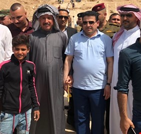 بالصور .. وزير الداخلية يشارك مواطني زرباطية افراح عيد نوروز