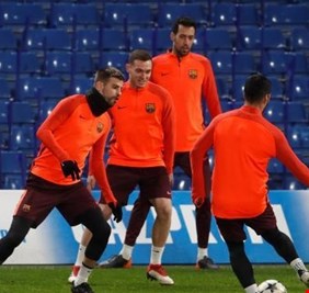 لاعب برشلونة يعود للتدريبات