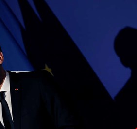 ماكرون يأمر بمراجعة قوائم التطرف بعد الهجوم الإرهابي بجنوب البلاد