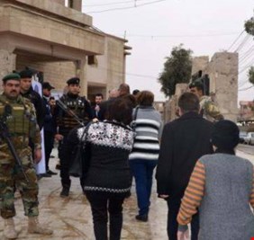 محافظ نينوى يؤكد عودة أربعة الآف عائلة مسيحية الى المحافظة