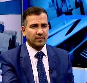 المتقاعدون وعوائل الشهداء يناشدون رئيس الوزراء بمساعدتهم، ويهددون بالتظاهر لعزل مدير التقاعد العام