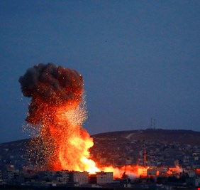 القصف الأميركي لسوريا ضربة عربية تمت بأموال وارض الخليج !