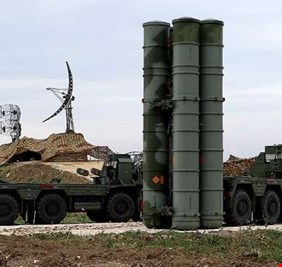 صحيفة: أحد سيناريوهات العدوان على سوريا تضمّن استهداف الدفاعات الروسية