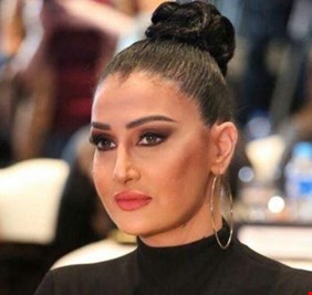 غادة عبد الرازق تحذف أصدقائها وما فعلته صدم الجميع