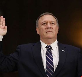 لجنة العلاقات الخارجية في مجلس الشيوخ الأمريكي تصادق على تعيين مايك بومبيو وزيرا للخارجية