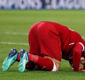 محمد صلاح يقود ليفربول لاكتساح روما في أبطال أوروبا