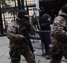 اعتقال والي 