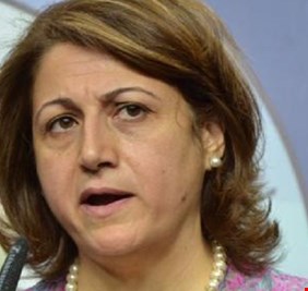 بالفيديو .. الاء طالباني: أنا لست متعصبة، ويكفي إني وقفت ضد زيباري ونجم الدين رغم إنهما كرديان