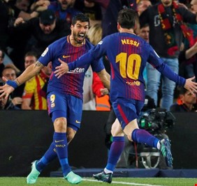 بعشرة لاعبين البارسا يتعادل مع ريال مدريد