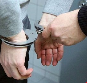 اتهام عميل سابق لـ