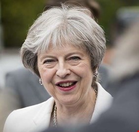 الأمم المتحدة: تيريزا ماي أشاعت أجواء معادية للأقليات في بريطانيا