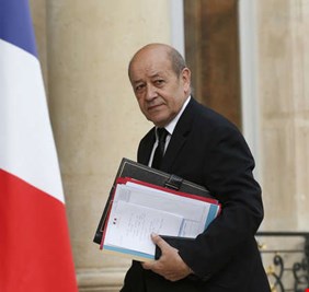 لودريان: فرنسا ستبقى طرفا في الاتفاق النووي الإيراني