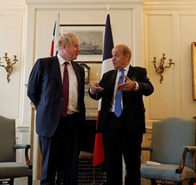 محاولة فرنسية بريطانية لإنقاذ الاتفاق النووي مع إيران