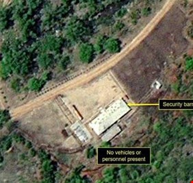 القمر الصناعي يكشف حقيقة ما يجري بموقع كوريا الشمالية النووي