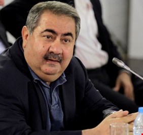 مسعود بارزاني يكلف زيباري ادارة ملف مفاوضات تشكيل الحكومة.. ويوصيه بالصدر والعبادي!