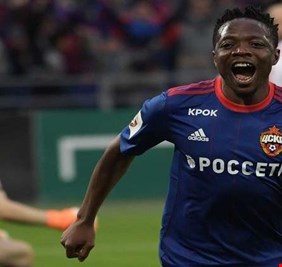 لاعب تسيسكا موسكو يدفع كفالة لإخراج 40 سجينا