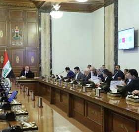 مجلس الوزراء يوافق على اجراء تعديل بقرار توطين رواتب العاملين بالمؤسسات الحكومية