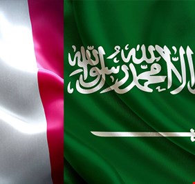 السعودية ترد على اتهام الرئيس الفرنسي: الحريري مواطن سعودي ونحن لا نحتجز مواطنينا !